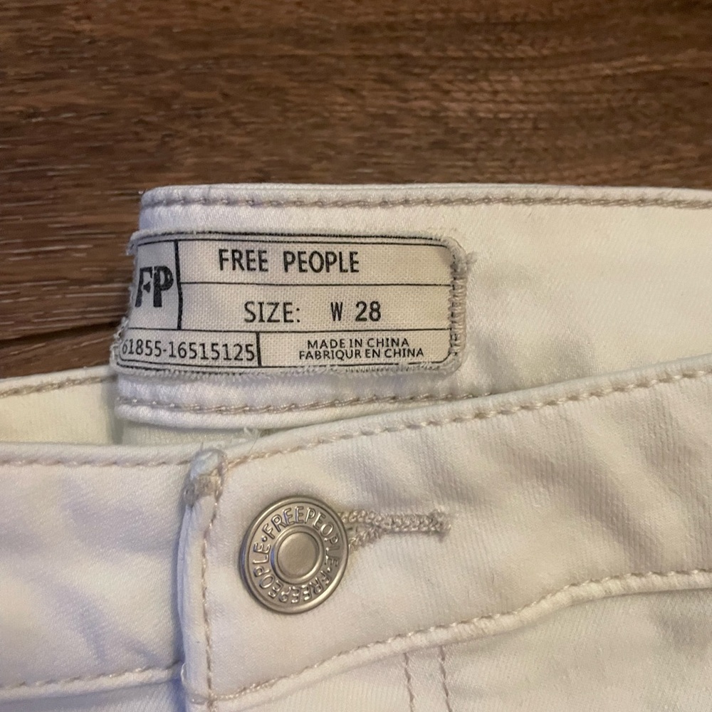 Free People White Flare Jeans - Picture 3 of 9